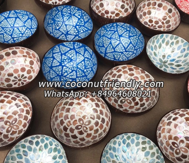 Vietnam lacquered coconut bowl (CF_8601 : CF_8837)