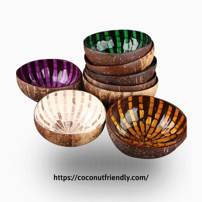 Lacquer bowls with mother of pearl (seeshell) inlaid
